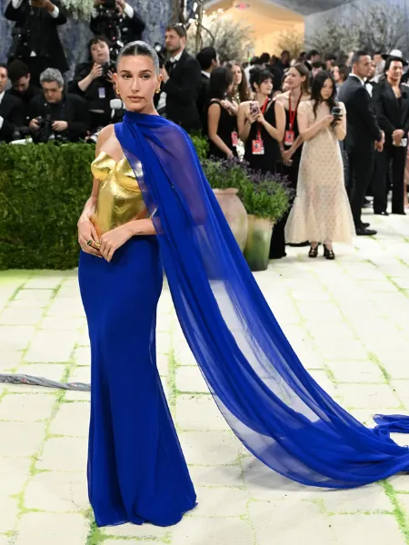 Hailey Bieber